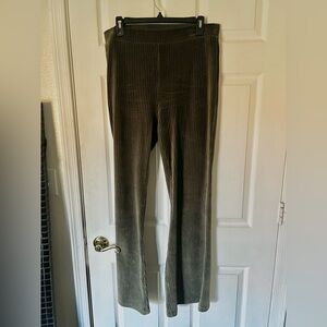 Aerie Green stretch flare corduroy pants size Large